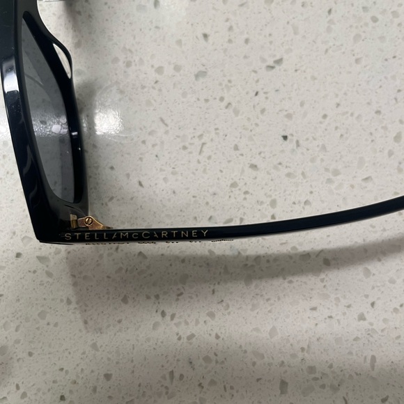 Stella McCartney black smoke sunglasses unisex - Picture 5 of 9